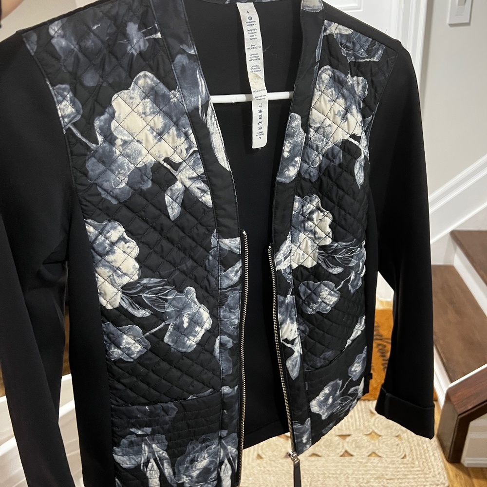 Lululemon jacket